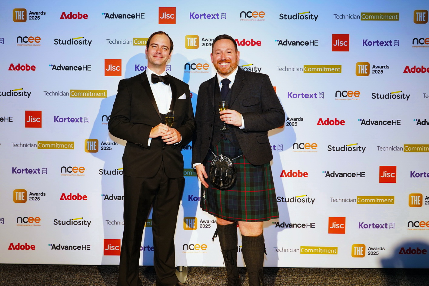 Media wall, step and repeat exmaple of Conference photography