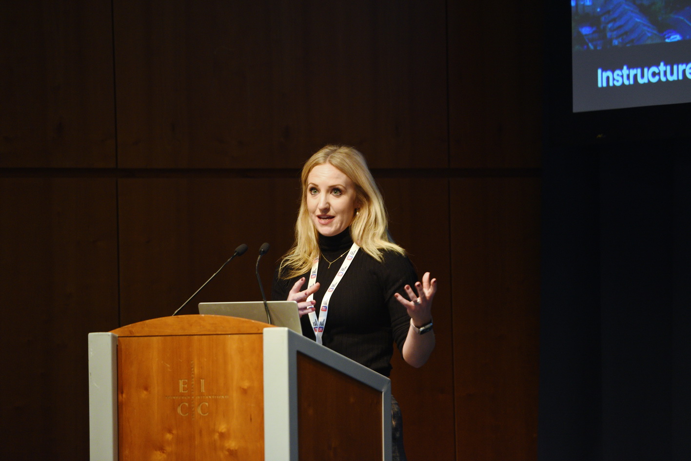 presentation during a conference photograph