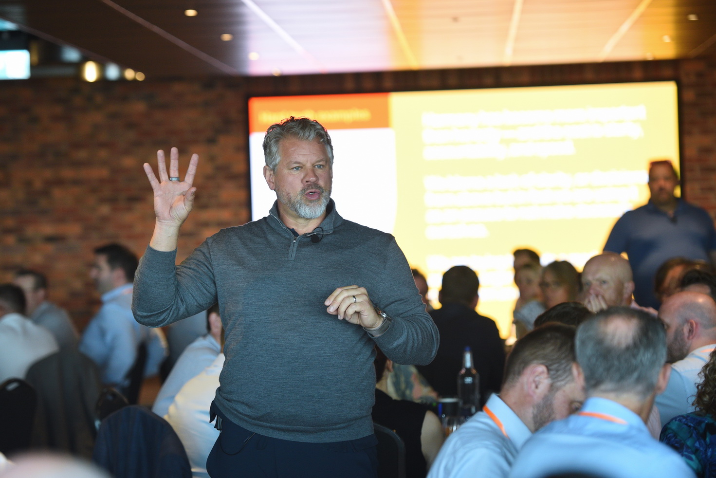 Dynamic presentations at corporate event